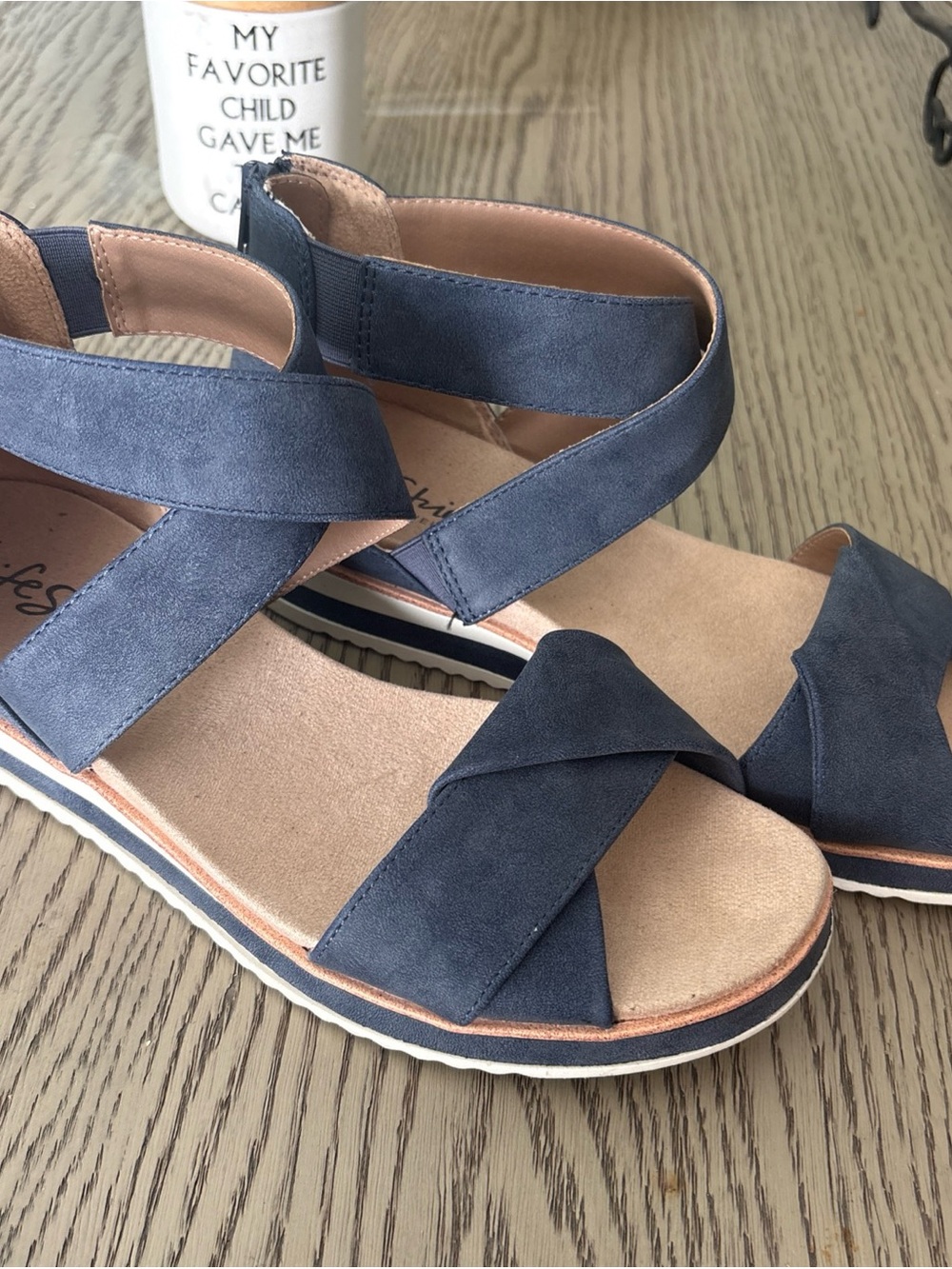 Life Stride Navy Cross-Strap Women’s Sandals